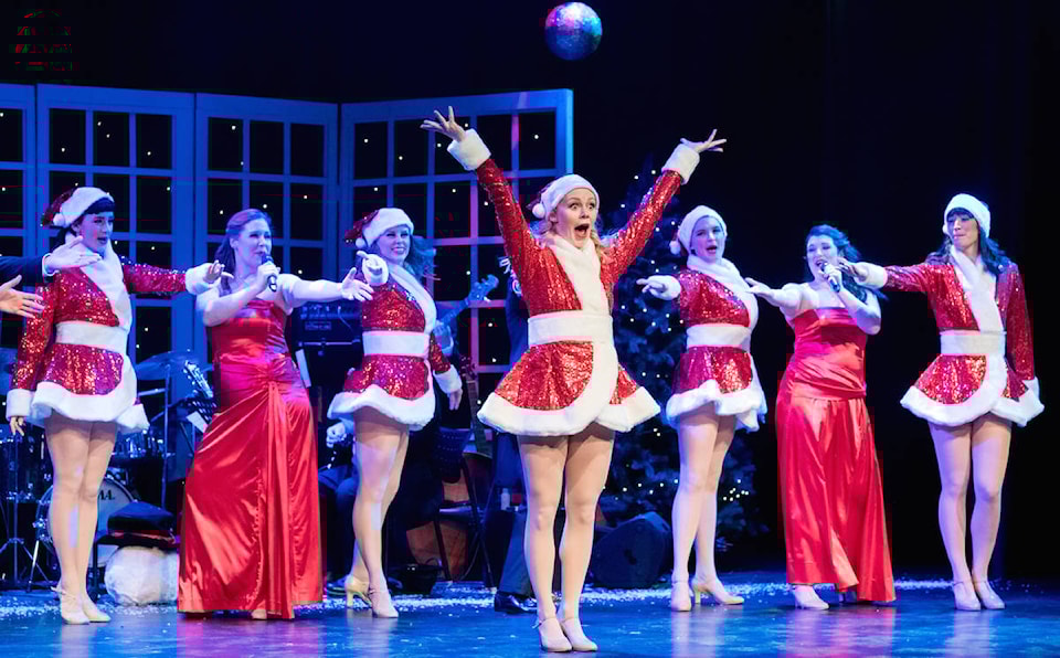 14596964_web1_182911-NBU-yellowpoint-xmas-spectacular