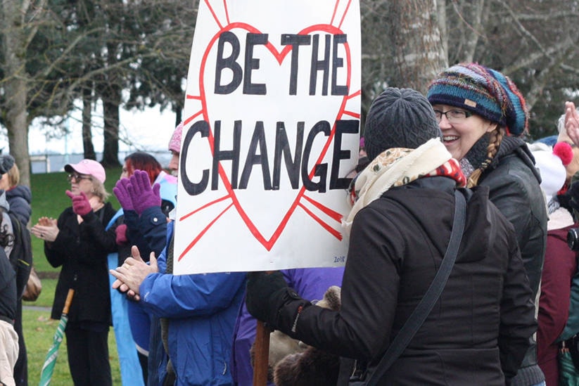 15157518_web1_190117-NBU-nanaimo-women-march-on_1