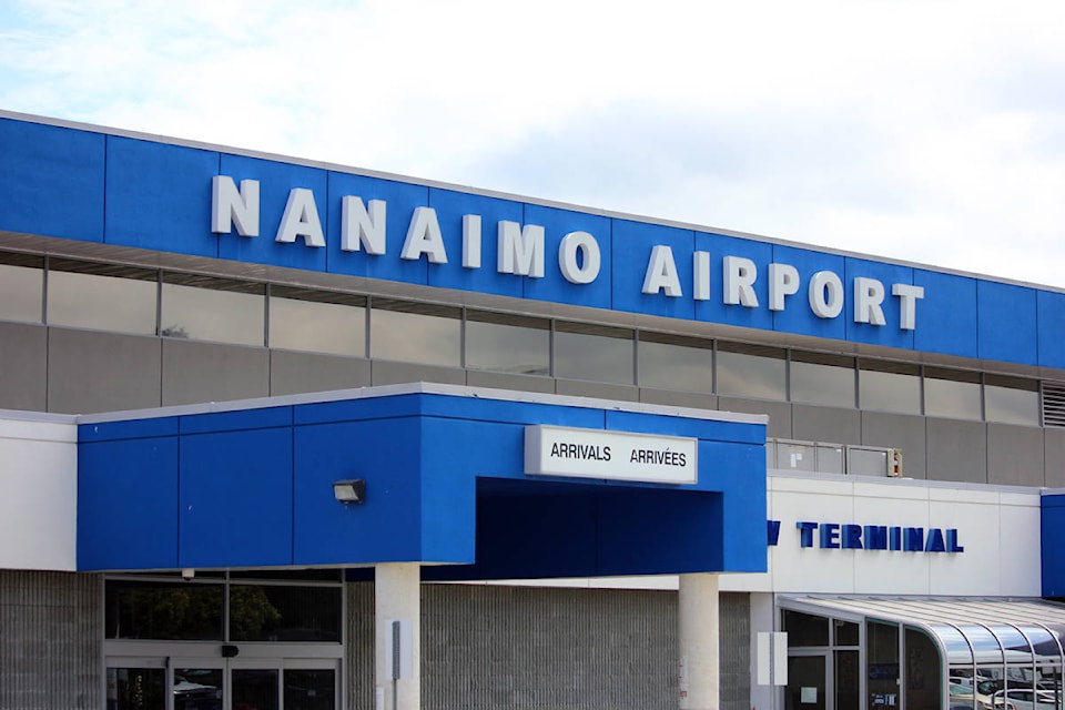 15272244_web1_Nanaimo-Airport-2-Pescod-Nicholas