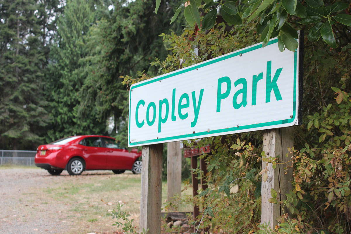 18078274_web1_Copley-Park-Sign-Lantzville-01