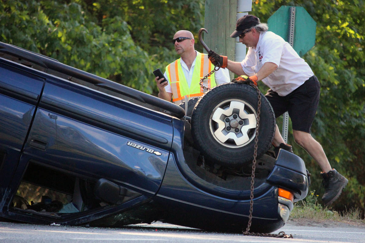 18423376_web1_190906-NBU-Cedar-Road-Two-Vehicle-MVI-Nanaimo-03