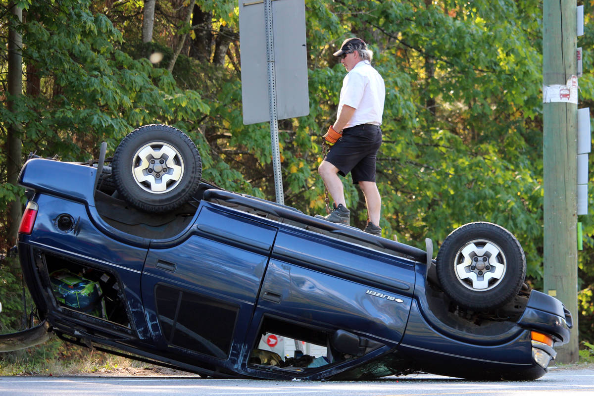 18423376_web1_190906-NBU-Cedar-Road-Two-Vehicle-MVI-Nanaimo-05