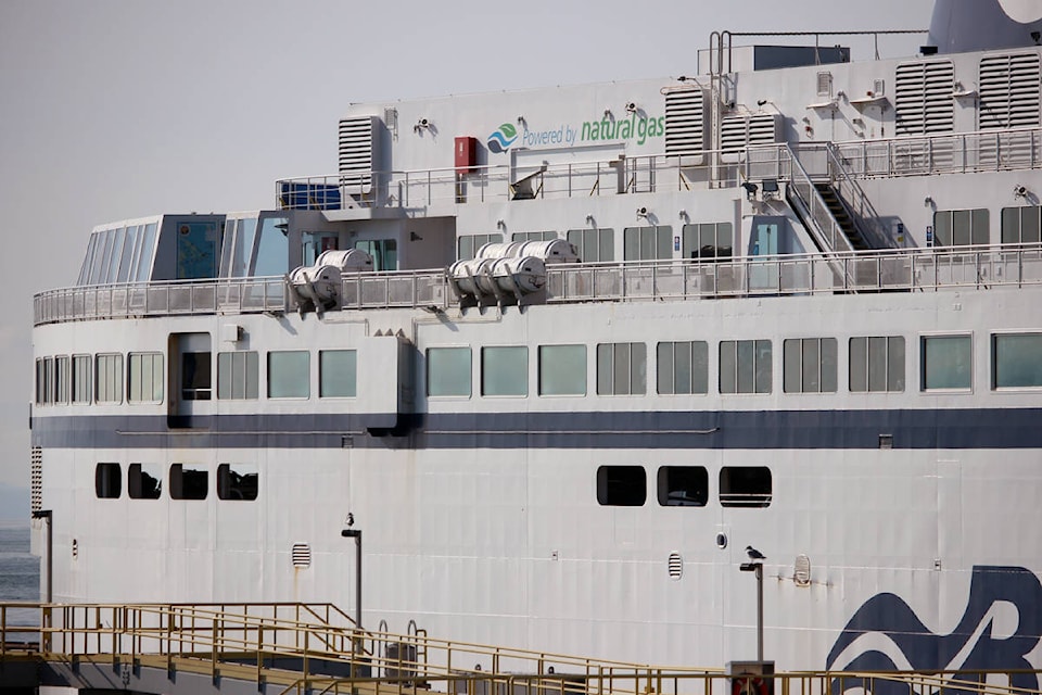 23256572_web1_201111-NBU-ferries-rcmp-on-board-1_1