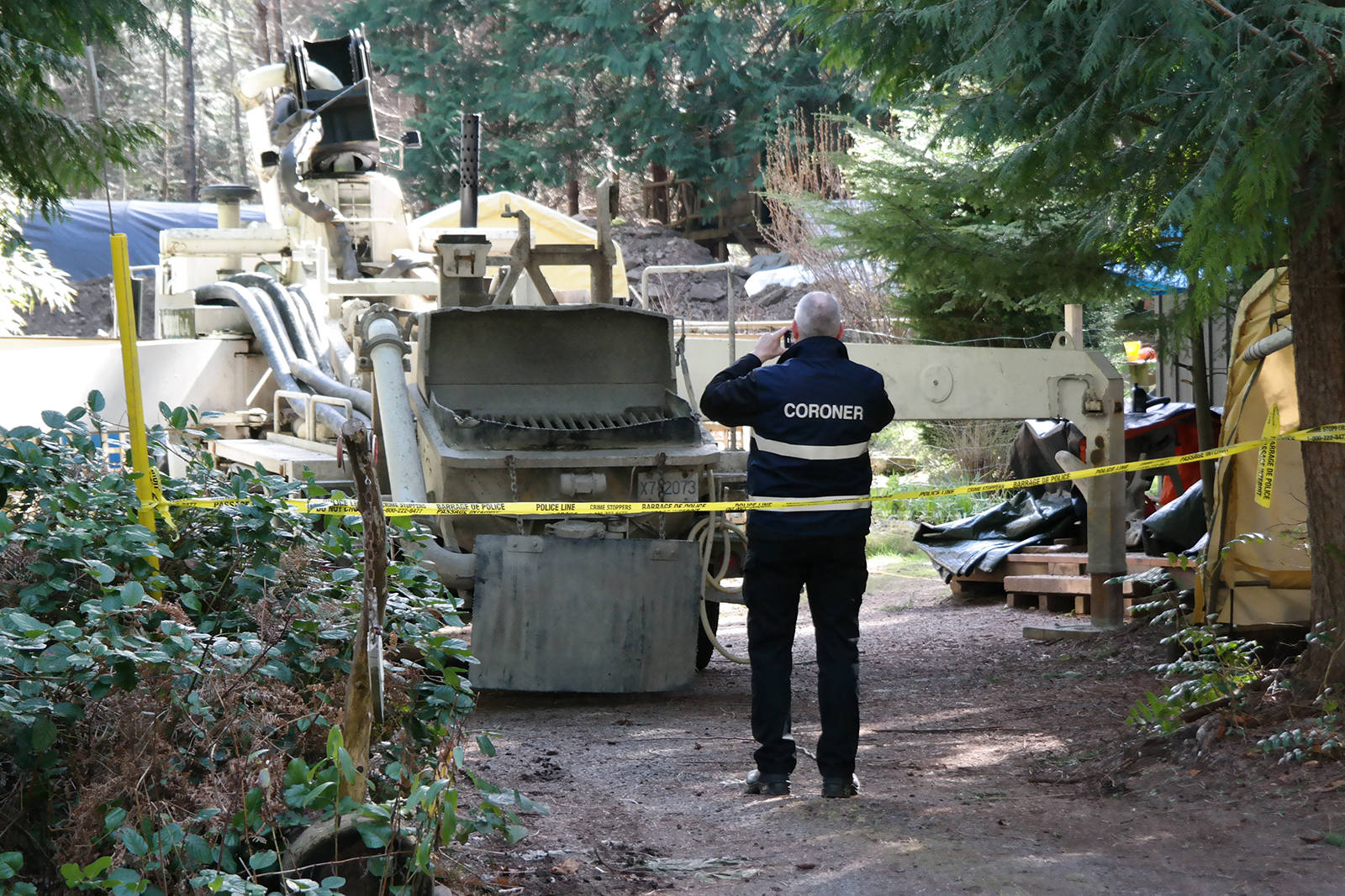 24543775_web1_210324-NBU-gabriola-fatal-construction-accident-_3