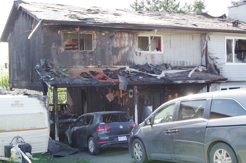 29168206_web1_220518-NBU-Doric-Ave-House-Fire-_1