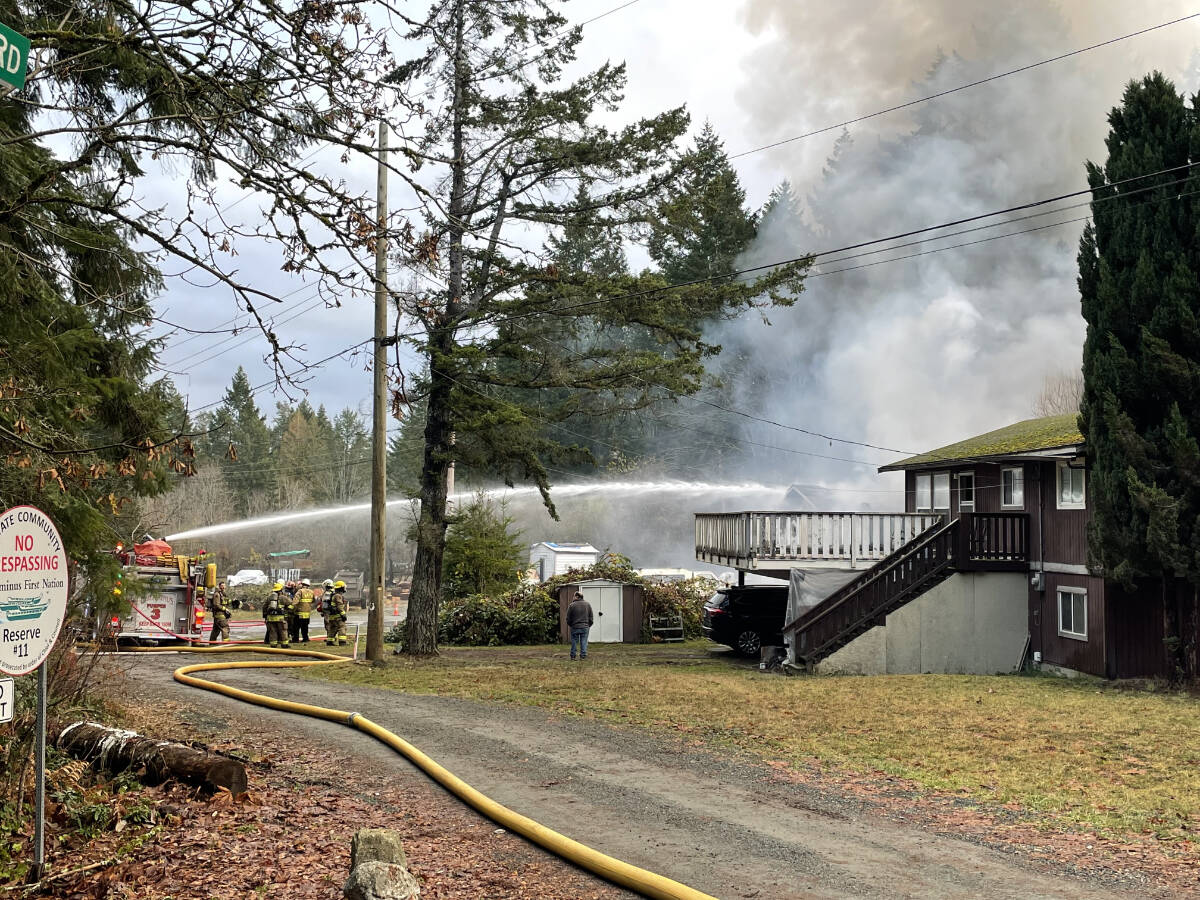 31312568_web1_221215-CCI-Chemainus-house-fire-Chemainus-fire_2