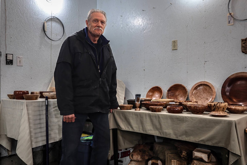 32425123_web1_230412-NBU-ladysmith-art-tour_2