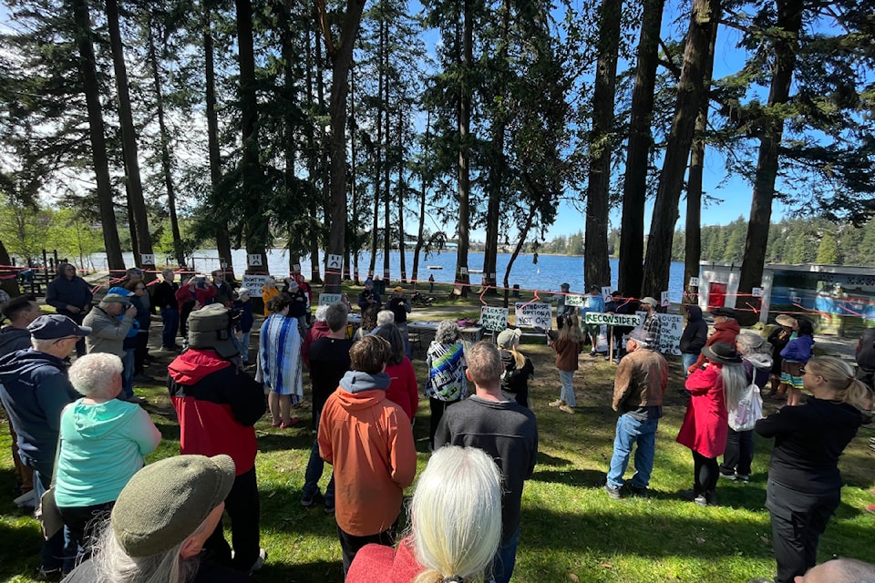 loudon-park-boathouse-protest