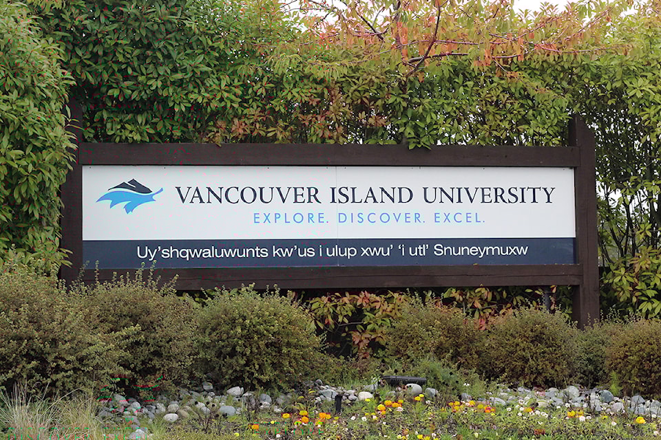 viu-sign-img_3025