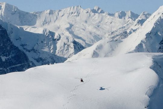 44698revelstokeheliskiing