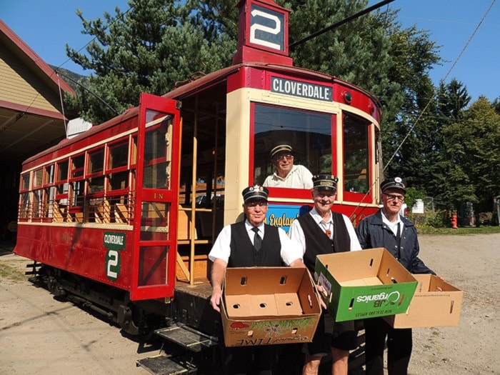 76085westernstarTrolleyfooddrivebyT.HyndDSCN3466