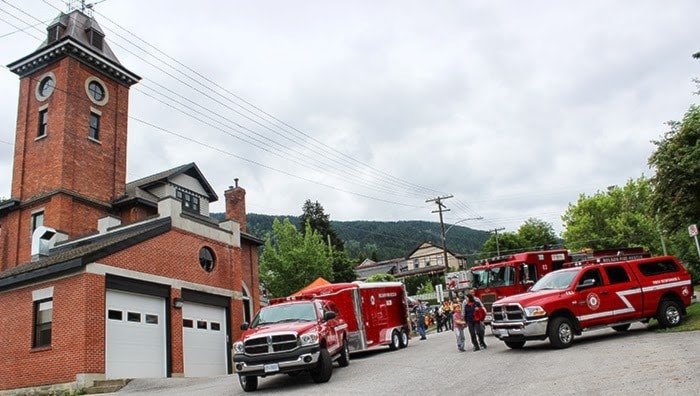 79926westernstar15073westernstar06_22-20firehall-20wide-20view