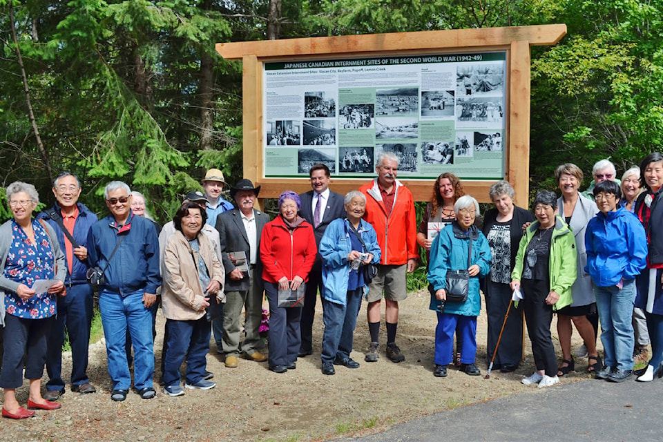 12390514_web1_180621-KWS-JapaneseInternment1