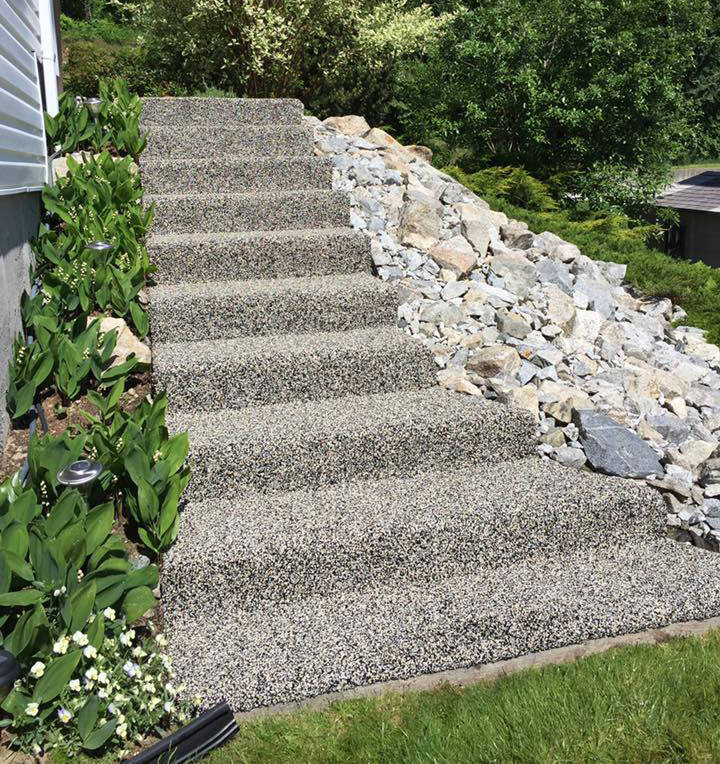 12516661_web1_Sierra-Stone-stairs