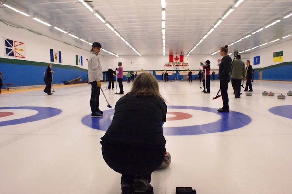 14088218_web1_181025-KWS-CurlingClub1