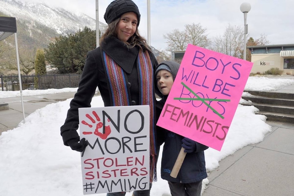 15202676_web1_copy_190124-KWS-WomensMarch1