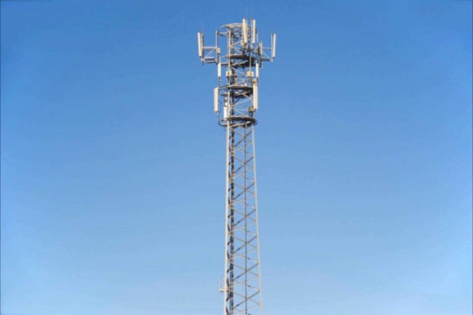 27546160_web1_210624-CCI-Cell-tower-report-Picture_1