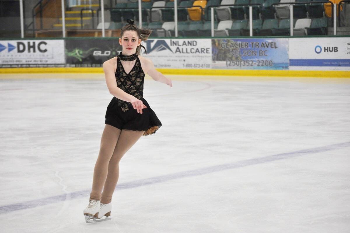 31296419_web1_221215-KWS-FigureSkating_4