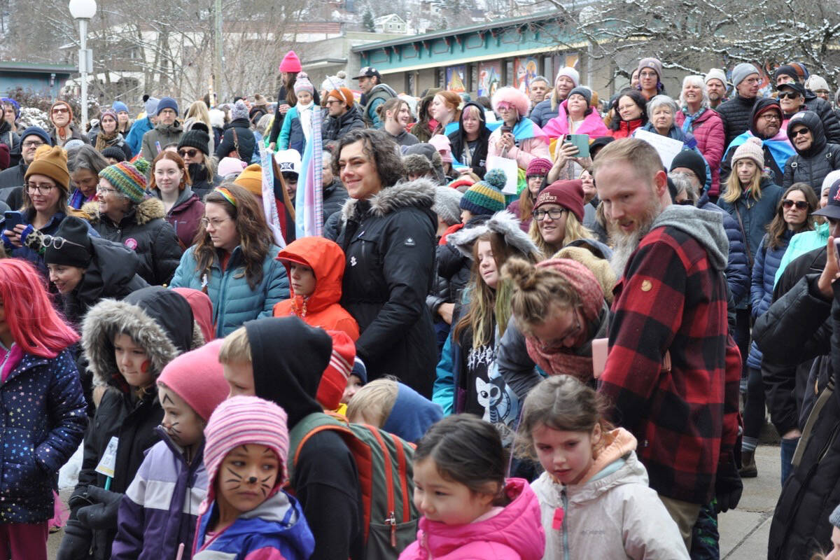 Crowds of parents, children and supporters gather for stories at a drag reading in front of Nelson City Hall on Saturday. Photo: Tyler Harper