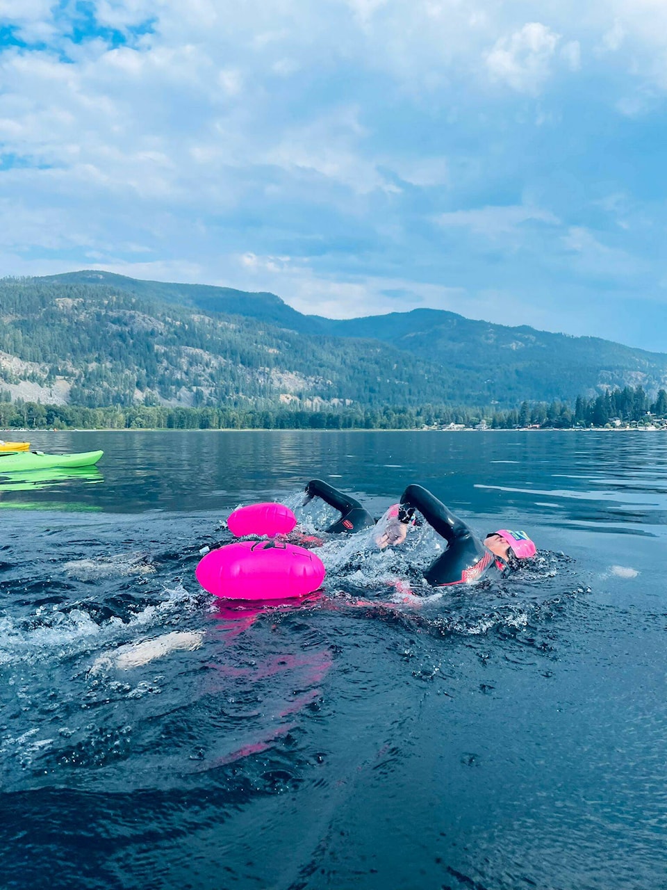 33570015_web1_220824-GFG-Big-Effort-Swim_1