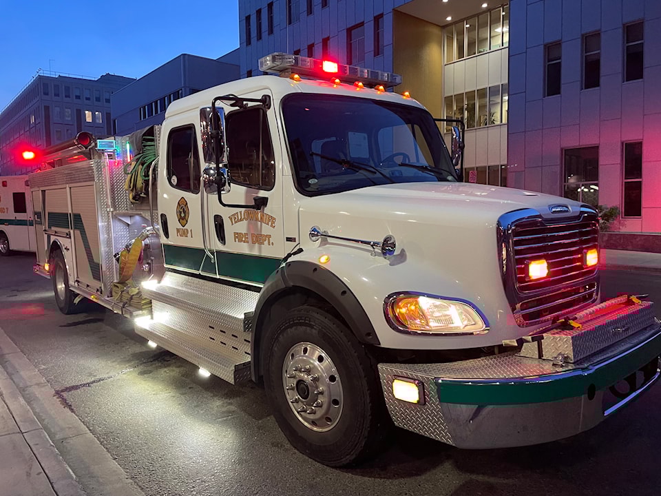 fire-truck-night-time
