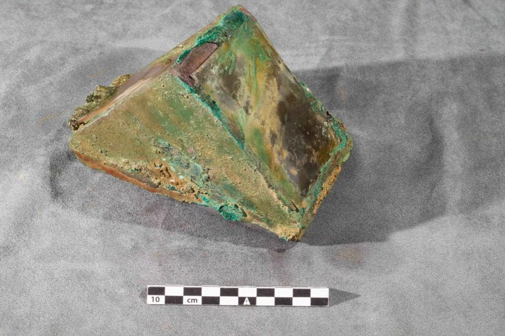 This copper alloy navigational tool was fitted with two glass panes helped determined latitude when the horizon was obscured. It goes over a tray in which mercury would be poured, so as to act as a mirror. The object was discovered in an officer’s cabin, on the lower deck. photo courtesy of Parks Canada