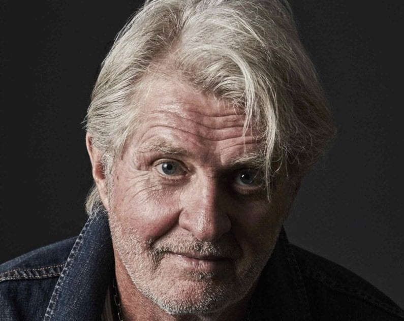 tom-cochrane