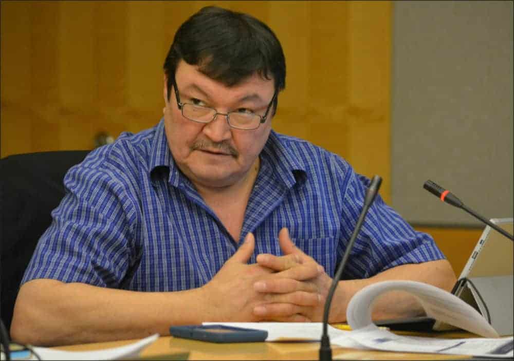 Sahtu MLA Daniel McNeely pushed for decisive action on dwindling caribou numbers during a Dec. 7 committee meeting on Bathurst and Boreal caribou range plans in Yellowknife. Avery Zingel/NNSL photo