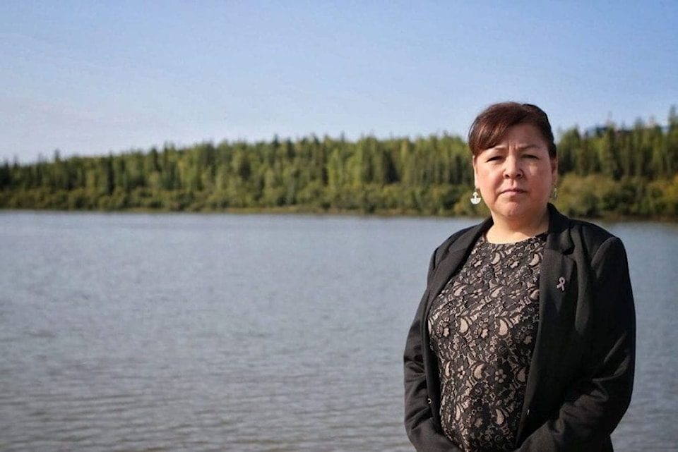 Thom_Diane_Inuvik-Boot-Lake_web