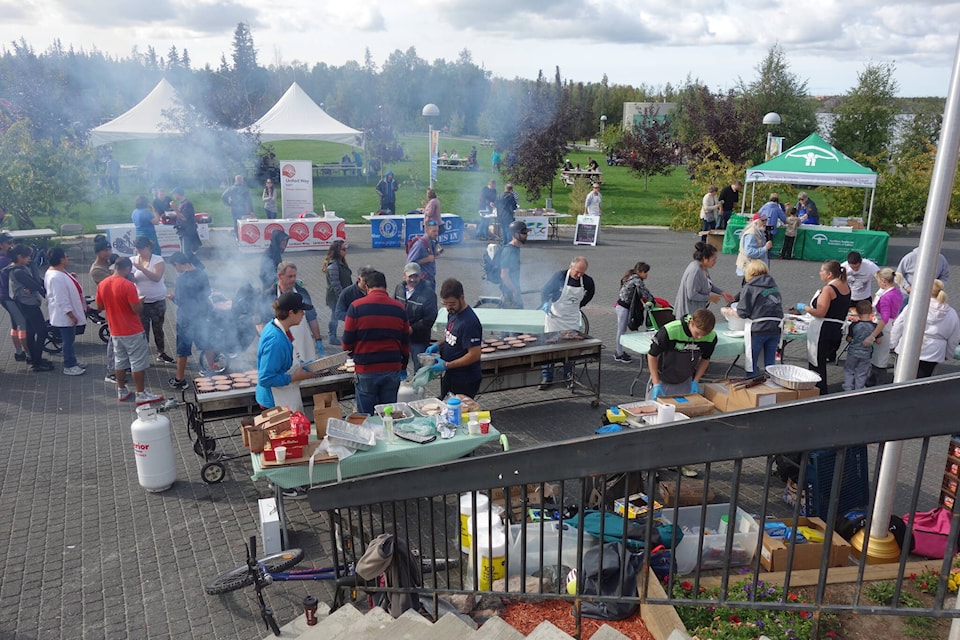 26406165_web1_210908-YEL-labour-bbq_1