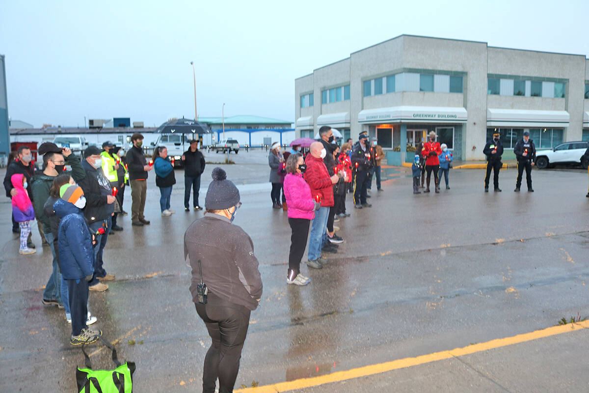 26780421_web1_211013-HAY-RCMPVigil-ChrisWorden_1