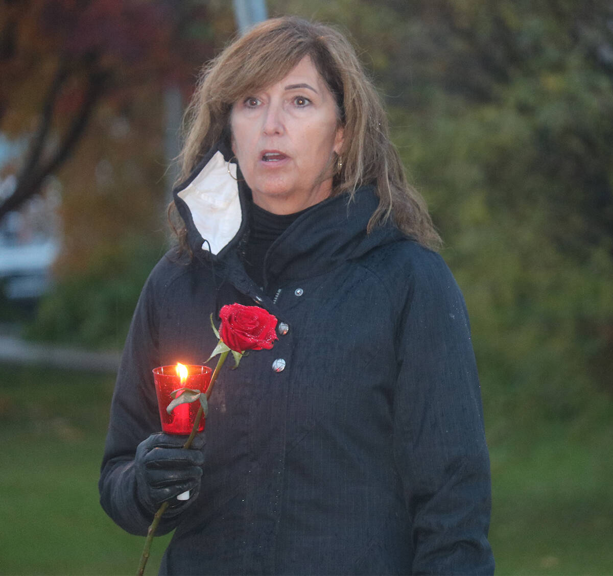 26780421_web1_211013-HAY-RCMPVigil-ChristopherWorden_5