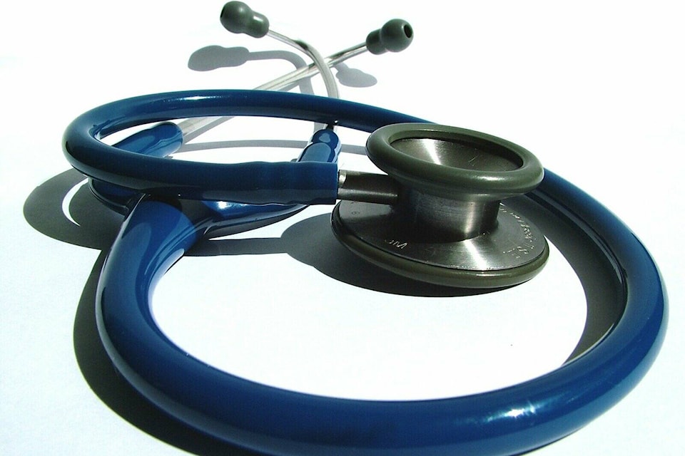 27424308_web1_stethoscope-AUB-200306