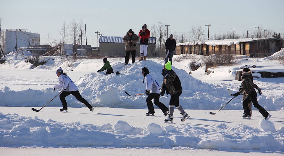 27999432_web1_220202-HAY-SavePondHockey-PondHockey_1