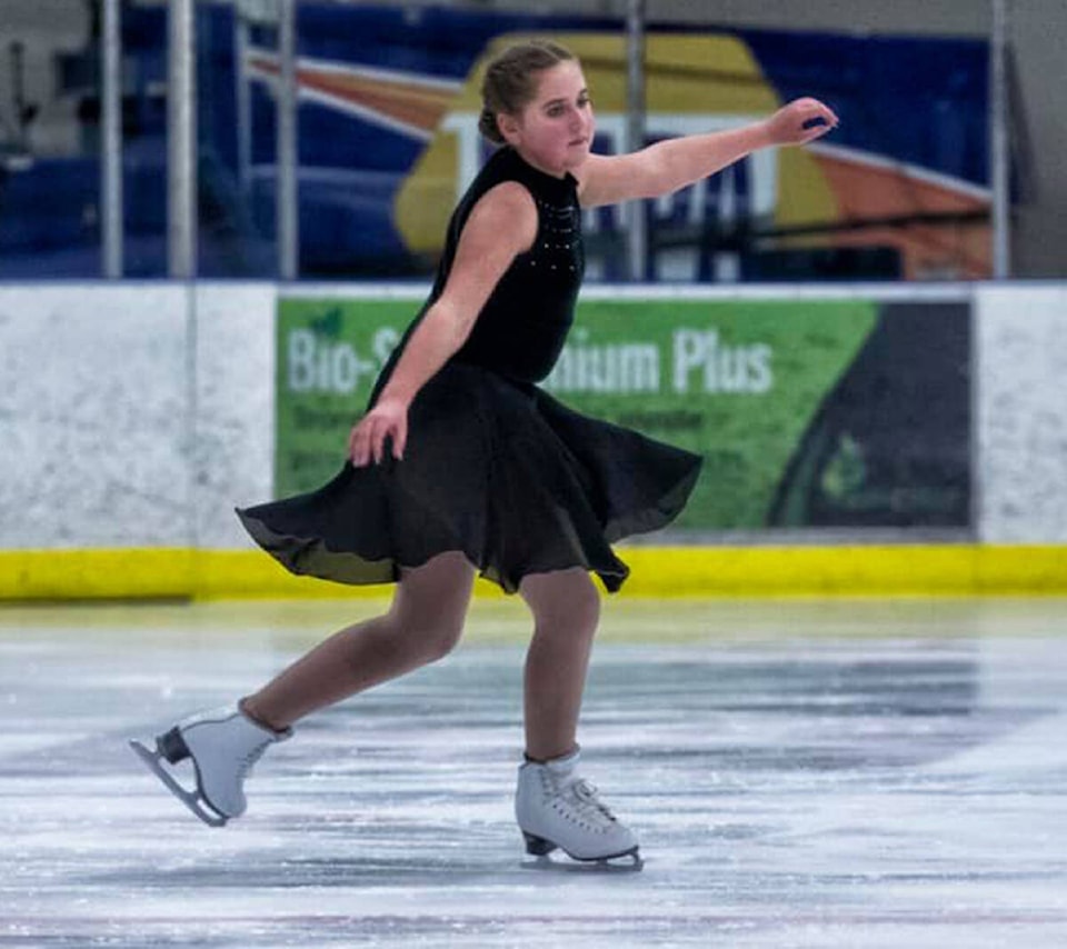 28071466_web1_220209-HAY-FigureSkating-FigureSkating2_1