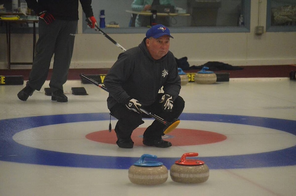 28526249_web1_220323-YEL-MixedTerritorials-Curling_1