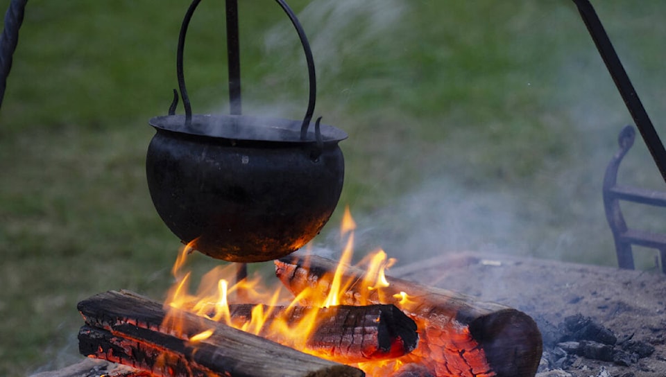 28689126_web1_220406-YEL-Campgrounds_1