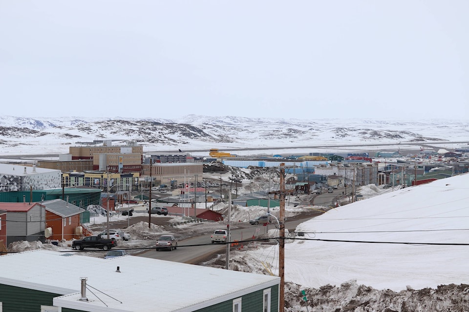 28710120_web1_210430-COVIDApril30-Iqaluit_1