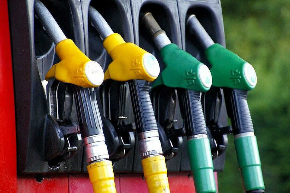 28857133_web1_220422-YEL-ConsumerPrice-Fuel-Prices_1