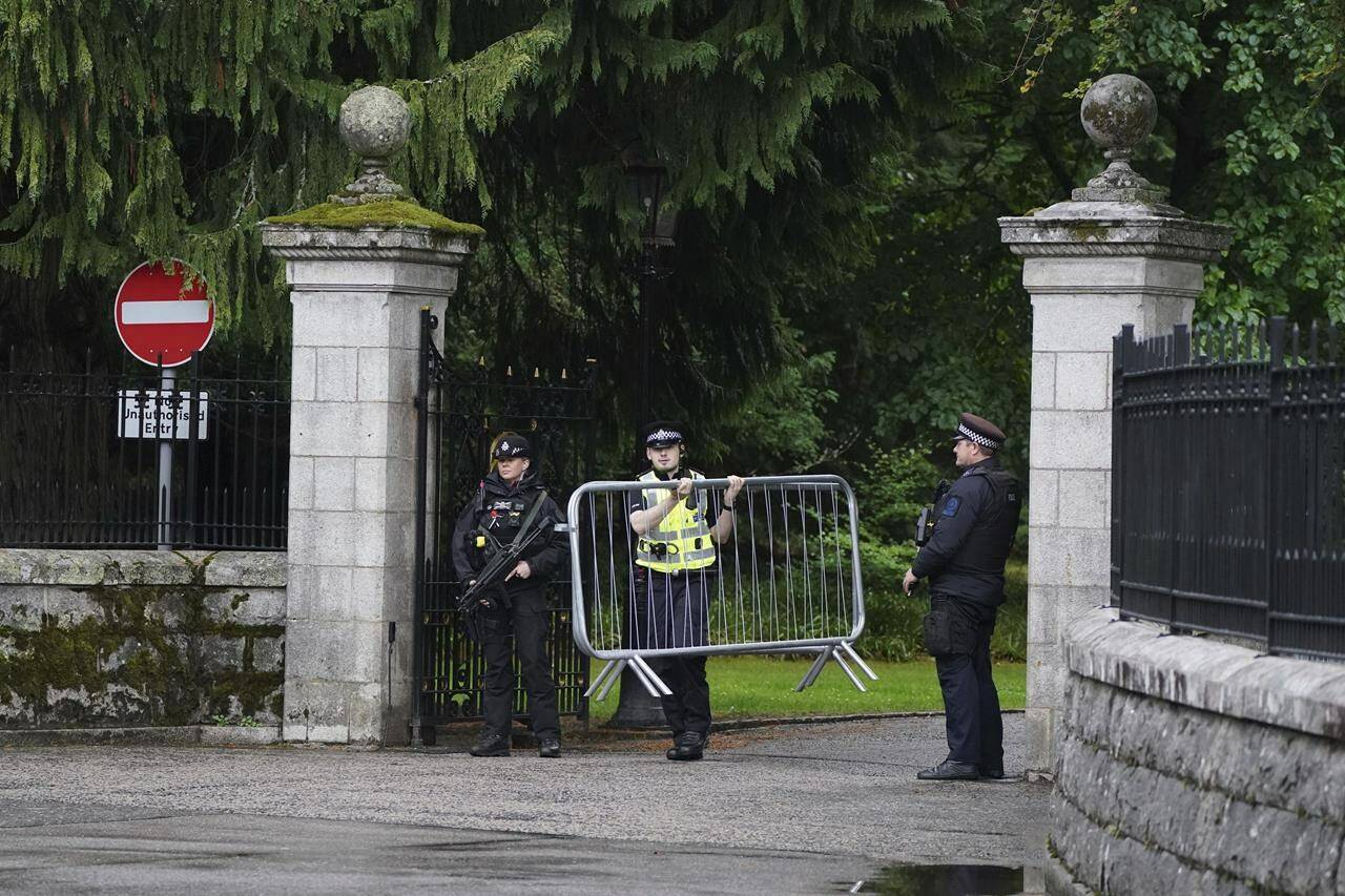 Barriers are moved into place at the entrance to Balmoral in Scotland, where the Queen is under medical supervision, Thursday, Sept. 8, 2022. Buckingham Palace says Queen Elizabeth II has been placed under medical supervision because doctors are SA国际影视传媒渃oncerned for Her MajestySA国际影视传媒檚 health.SA国际影视传媒 Members of the royal family traveled to Scotland to be with the 96-year-old monarch. The announcement comes a day after the queen canceled a virtual meeting of her Privy Council when doctors advised her to rest following a full day of events on Tuesday, when she formally asked Liz Truss to become prime minister. (Andrew Milligan/PA via AP)