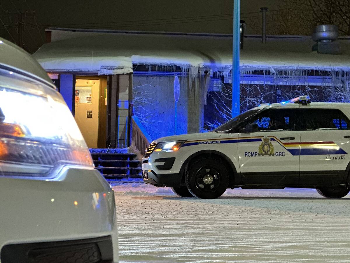 Police allege that a suspect assaulted a Brunos Pizza staff member with bear spray on Tuesday evening. They say two individuals, one of them allegedly carrying a handgun, then made off with a small sum of money. Kaicheng Xin/ϳԹ photo