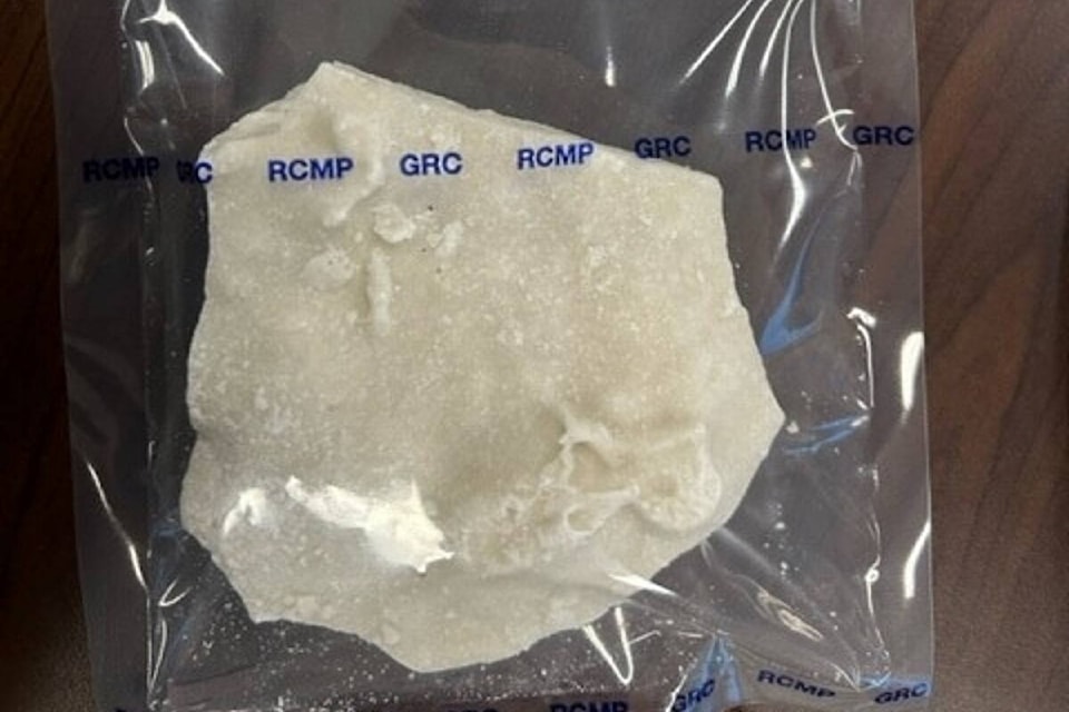 31593136_web1_230118-YEL-Crack-Cocaine-Bust_1