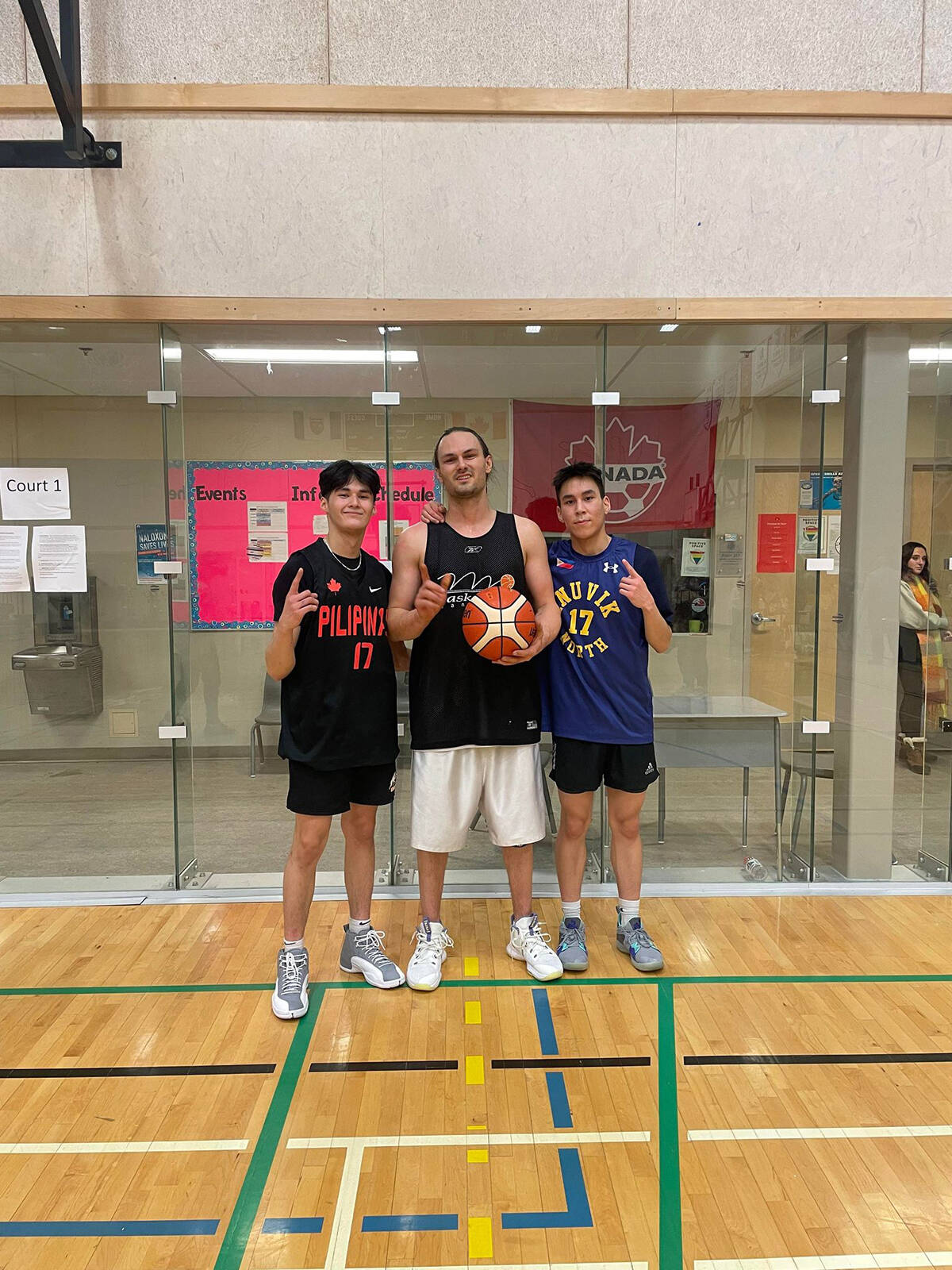 Mens division winners Justin Stewart, Sasha Olekshy and Dwayne Raddi. Photo courtesy of Stephanie Parkes