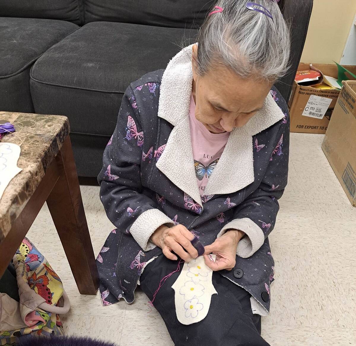 31757669_web1_230206-nun-kamikclasses-kamik_3