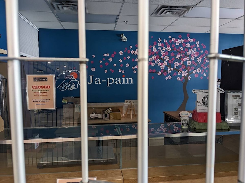 32893966_web1_230602-YEL-Japain-Pics_1