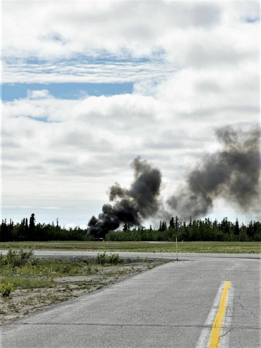 32999513_web1_230614-YEL-Standup-FireTraining_1