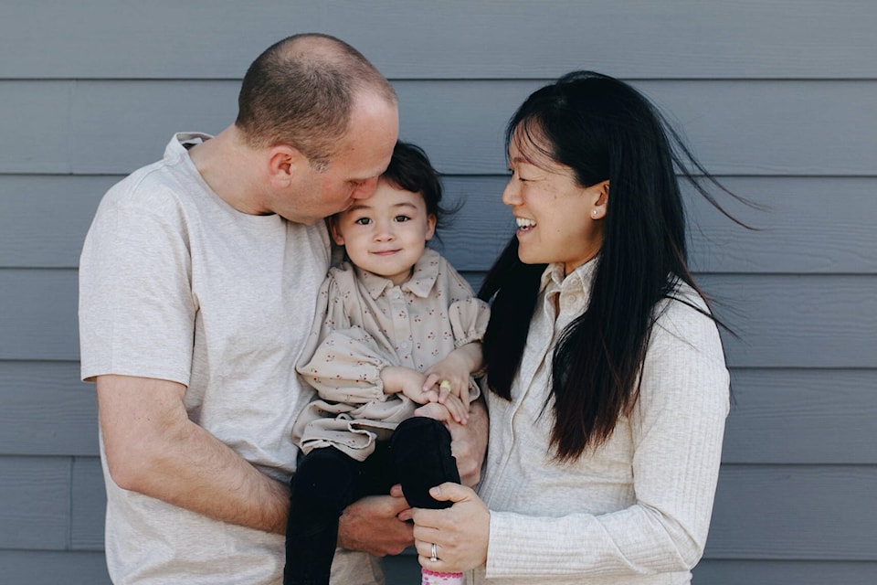 33126263_web1_230628-YEL-Column-on-parenting_1