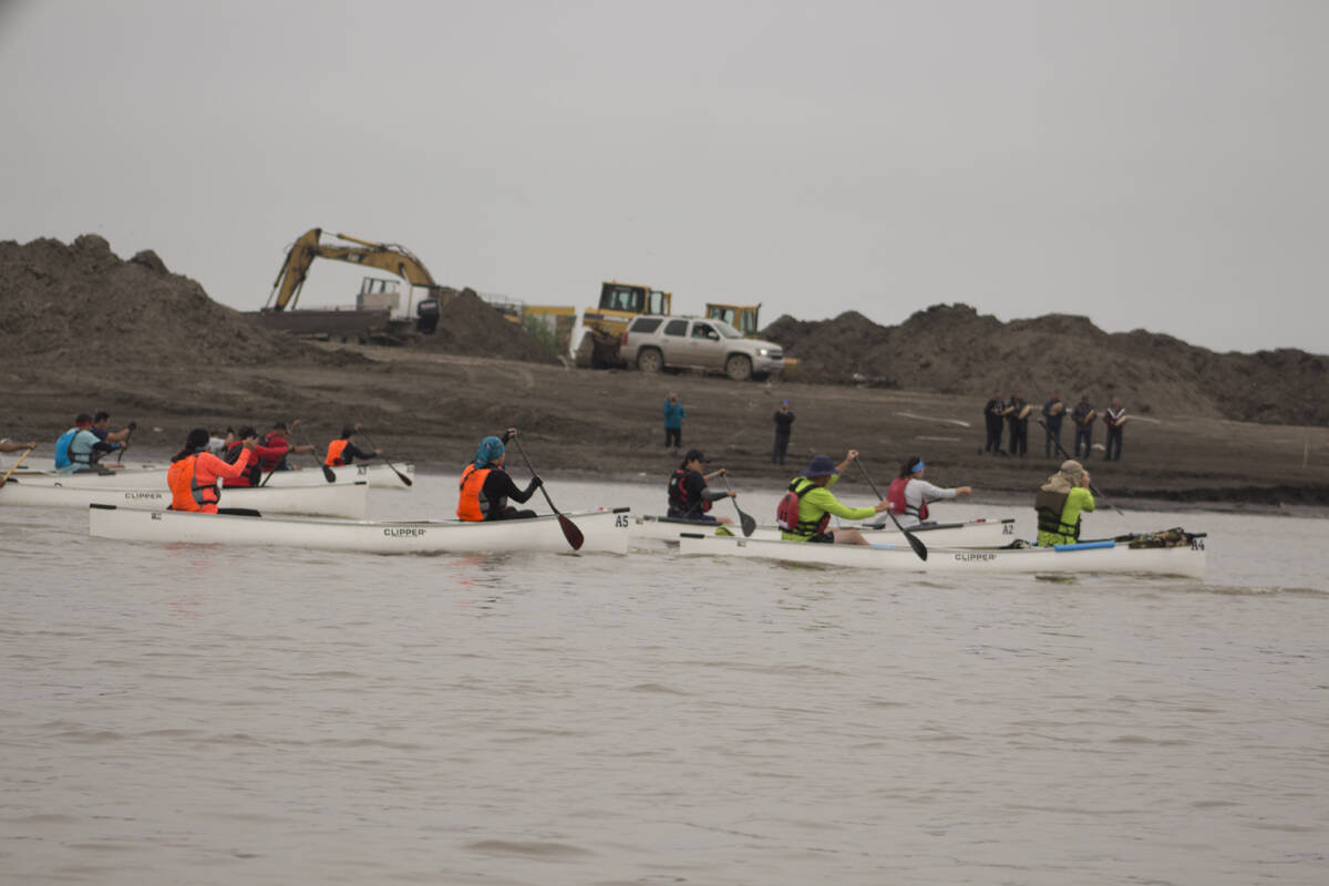 The Fort Good Hope Drummers see off the racers as the horn sounds. Eric Bowling/NNSL photo