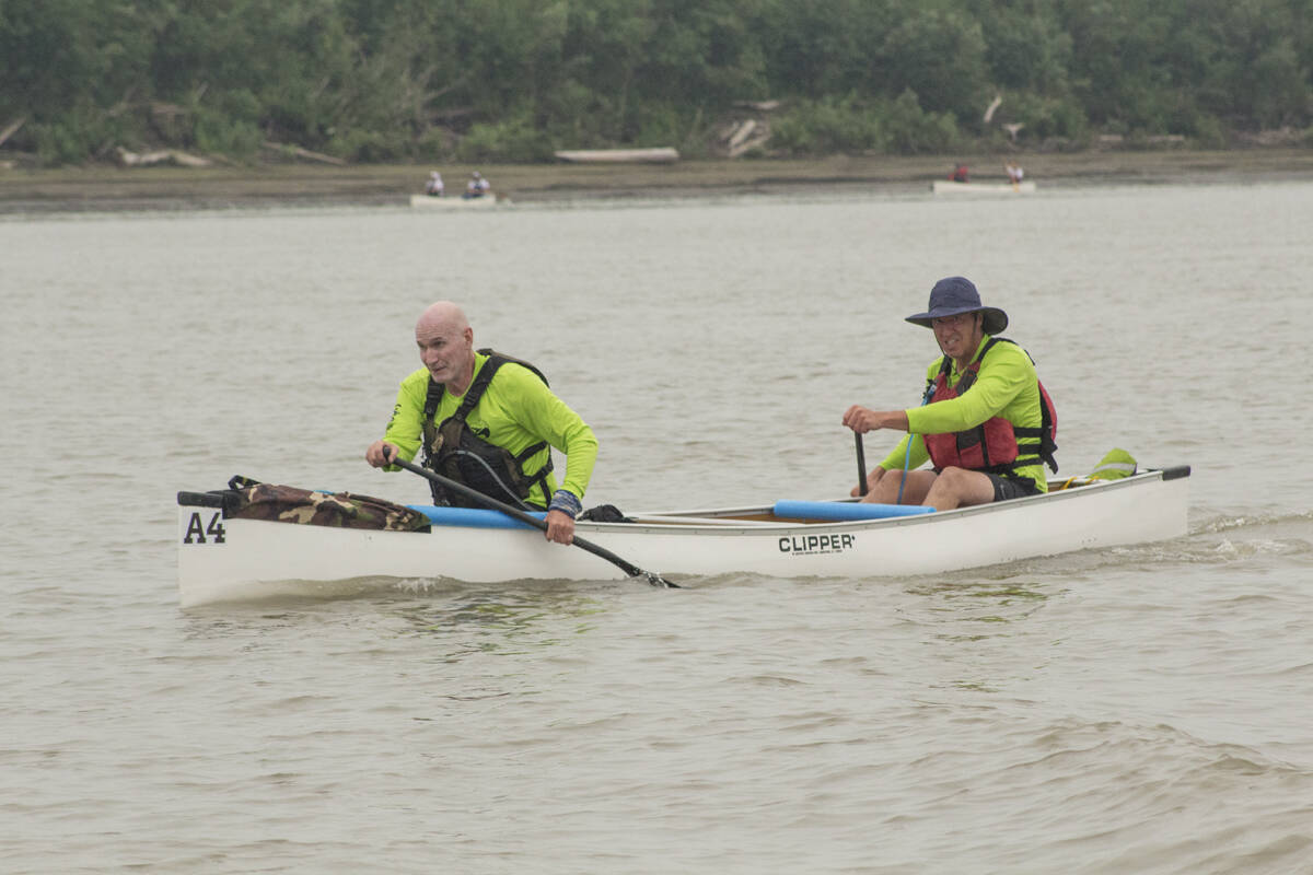 Stephen Mooney and Brandon Johnston stick to the middle of the river. Eric Bowling/NNSL photo