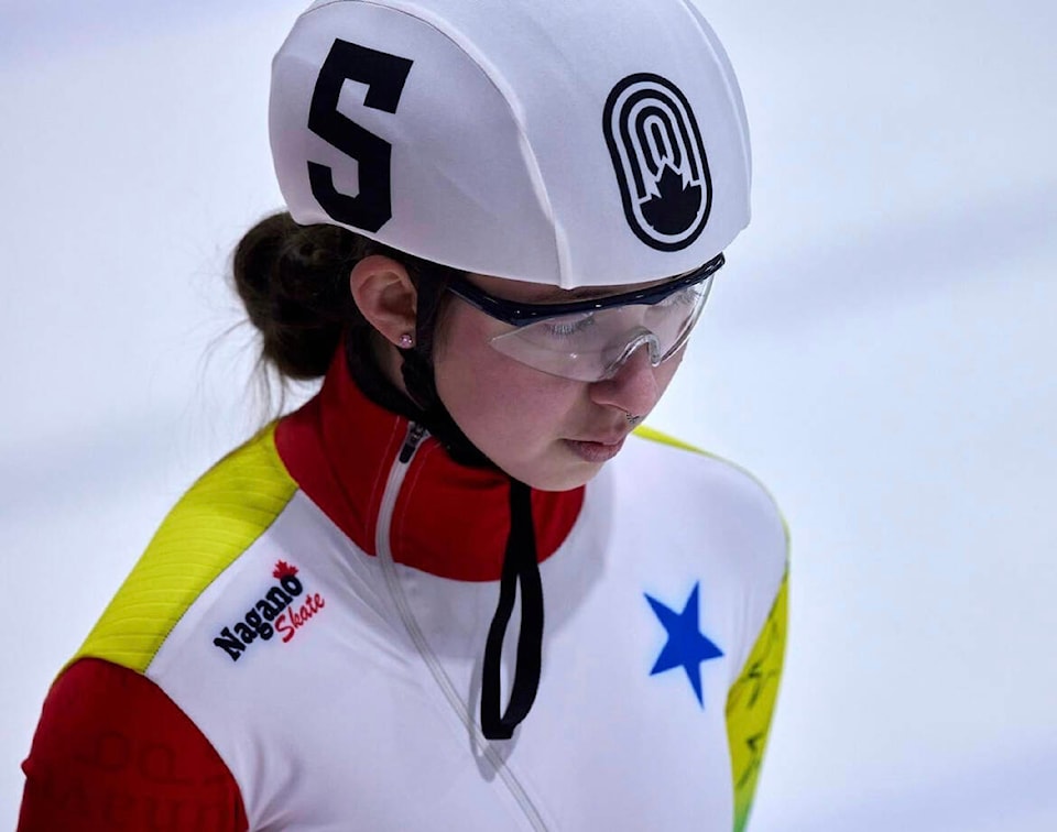 33557657_web1_230814-NUN-Akutaq-Williamson-Bathory-skating_1